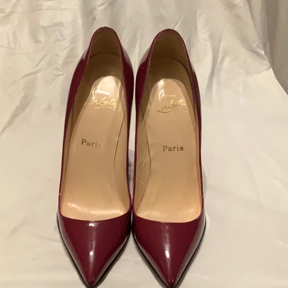 Maroon/ dark pink heels - Picture 7 of 7